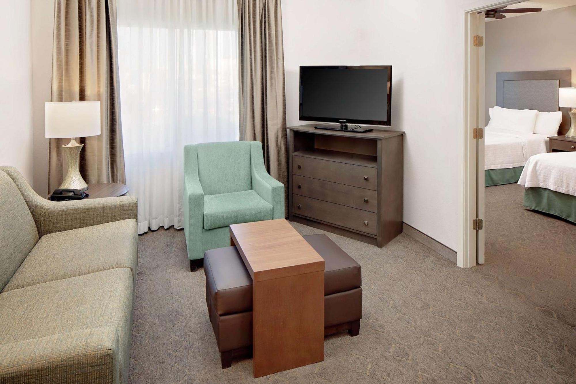 Homewood Suites By Hilton Dallas Market Center Екстер'єр фото